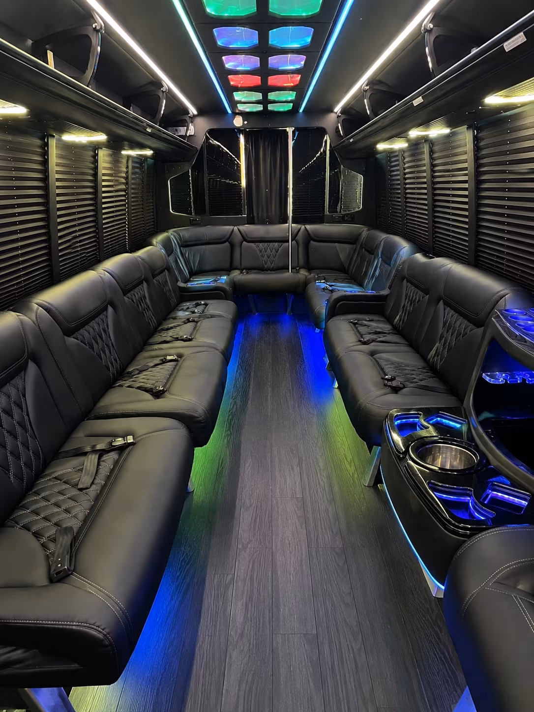 altoona 20 passenger party bus interior