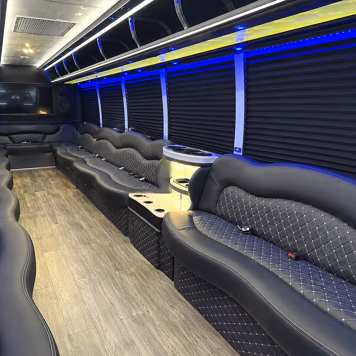 quincea 241 era sweet 16 party bus rental